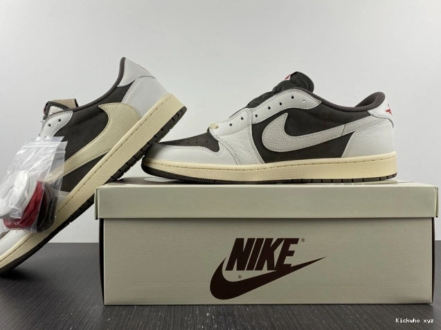 Travis Jordan Air Retro Jordan x Scott 1 DM7866-162 Air Low 0822